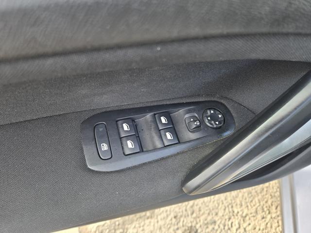 Peugeot 308 Business-Line/ 1.Hand 
