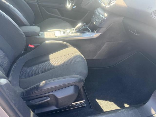 Peugeot 308 Allure/ 1 Jahr Garantie/TÜV NEU 