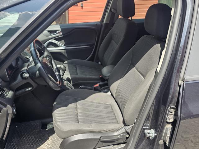 Opel Zafira Tourer Edition/ 7 Sitzer 