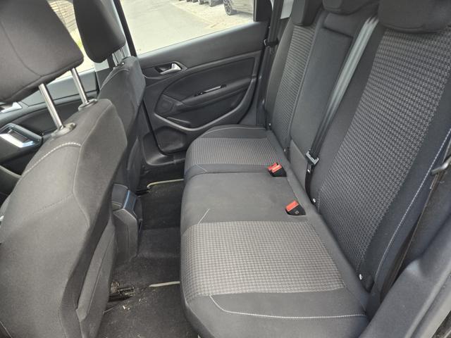 Peugeot 308 SW Active Business /1.Hand/SHZ/PDC 