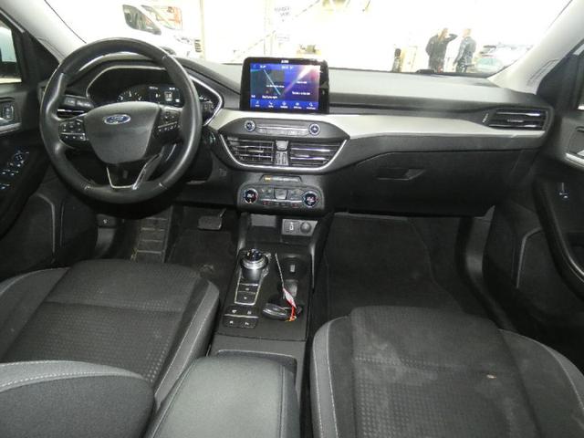 Ford Focus Cool & Connect/1 Jahr Garantie/TÜV Neu /1.Hand/NAVI 