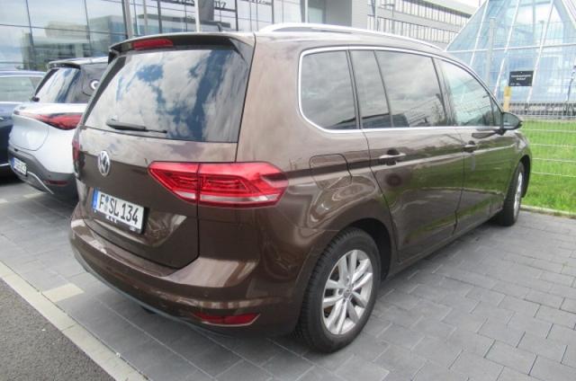 Volkswagen Touran Highline BMT/Start-Stopp/ 1 Jahr Garantie/ Kamera/ TÜV Neu/CarPlay 