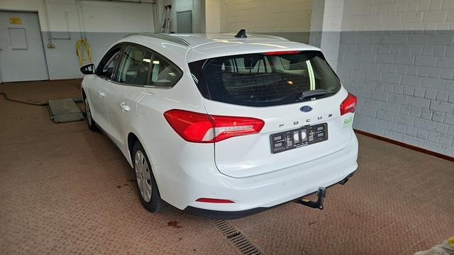Ford Focus Cool & Connect/Garantie/TÜV Neu /1.Hand/NAVI 