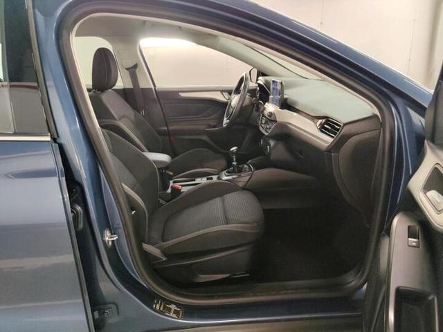 Ford Focus Cool & Connect/1 Jahr Garantie/TÜV Neu /1.Hand/Kamera 