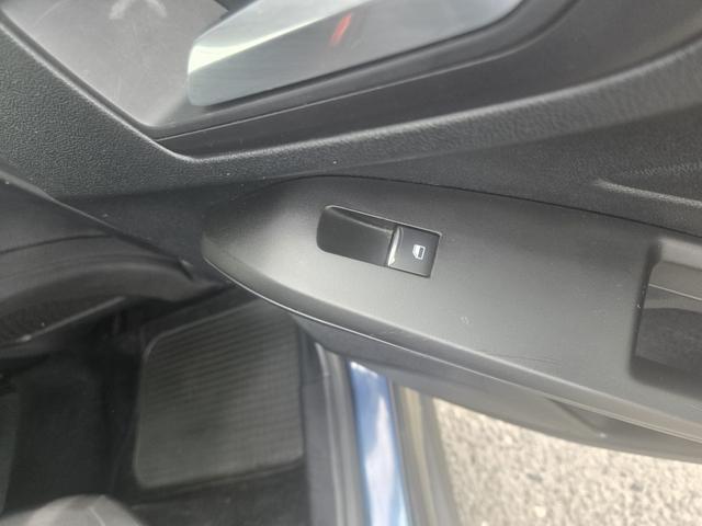 Ford Focus Cool & Connect/1 Jahr Garantie/TÜV Neu /1.Hand/Kamera 