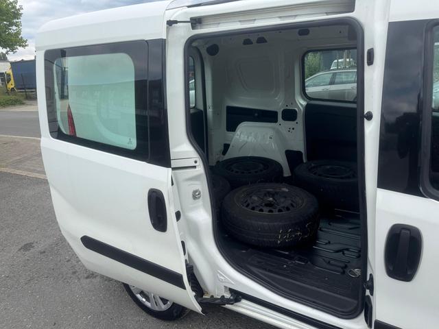 Fiat Doblò SX Kasten 