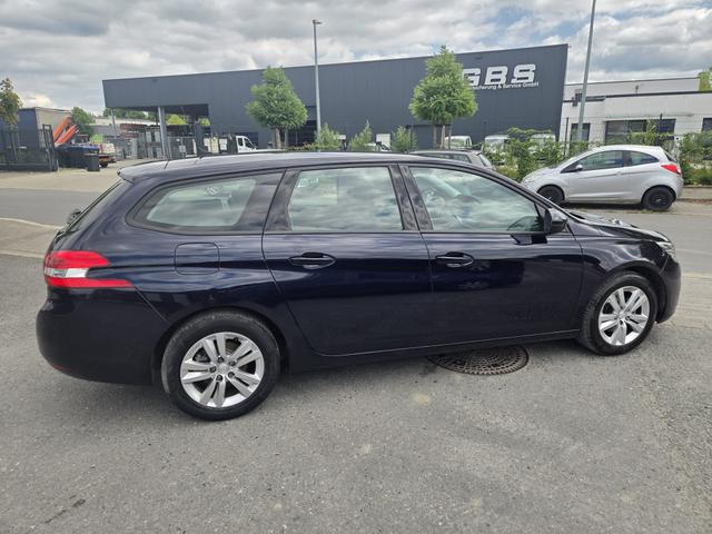Peugeot 308 Allure Business/1 Jahr Garantie/ 1.Hand 