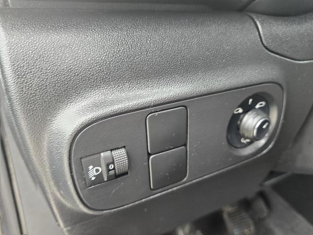 Citroën C3 Live / 1. Hand 1 Jahr Garantie/TÜV Neu 