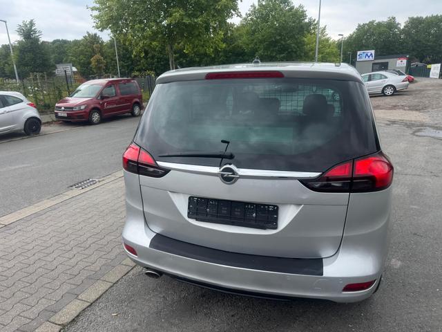 Opel Zafira Tourer 1.Hand/ 1 Jahr Garantie/ TÜV NEU/ NAVI/PDC 