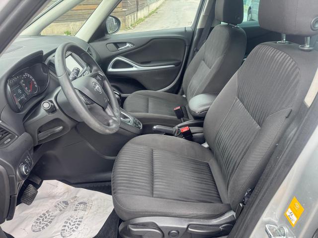 Opel Zafira Tourer 1.Hand/ 1 Jahr Garantie/ TÜV NEU/ NAVI/PDC 