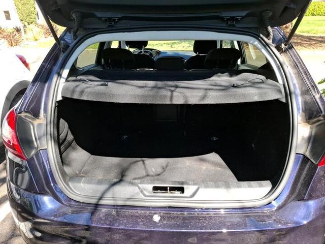 Peugeot 308 Access/ 1 Jahr Garantie/TÜV NEU 