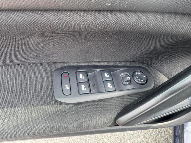 Peugeot 308 Access/ 1 Jahr Garantie/TÜV NEU 