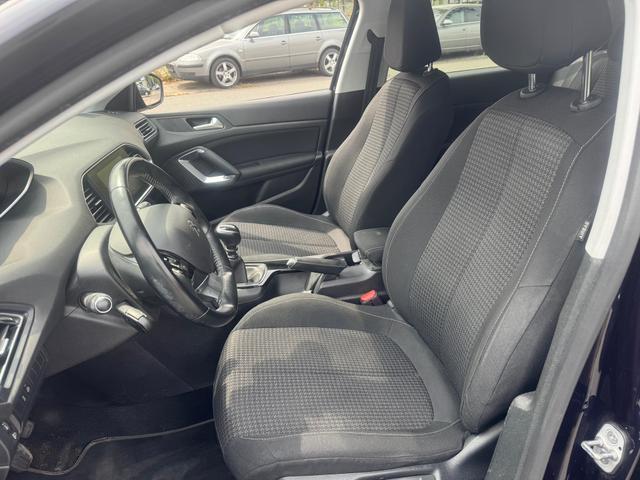 Peugeot 308 Access/ 1 Jahr Garantie/TÜV NEU 