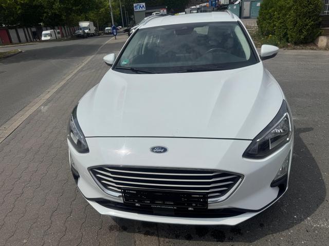 Ford Focus Cool /1 Jahr Garantie/TÜV Neu /1.Hand/NAVI 