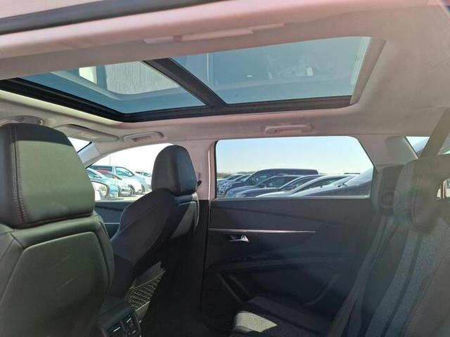 Peugeot 5008 Allure Business/7 Sitzer /1.Hand/ 1 Jahr Garantie/ TÜV NEU/Kamera/ NAVI/PDC 