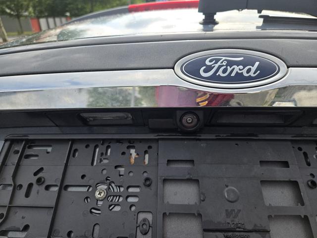 Ford Mondeo Turnier 2,0 TDCi 150PS Business/Automatik/TÜV NEU 