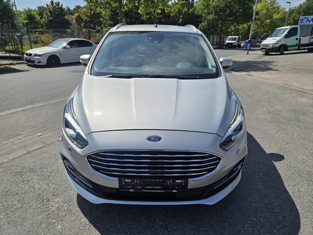 Ford S-MAX TÜV NEU /Kamera/NAVI/SHZ 