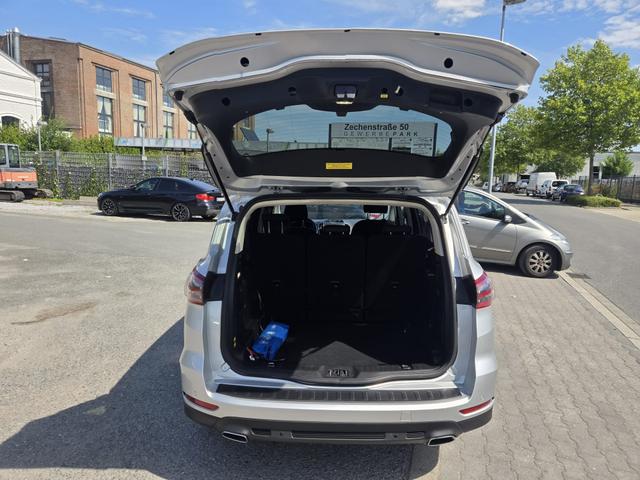 Ford S-MAX TÜV NEU /Kamera/NAVI/SHZ 