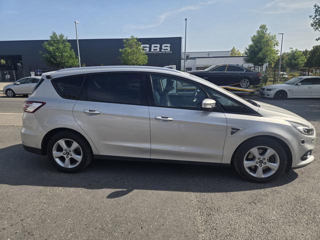 Ford S-MAX Kamera/NAVI/SHZ 
