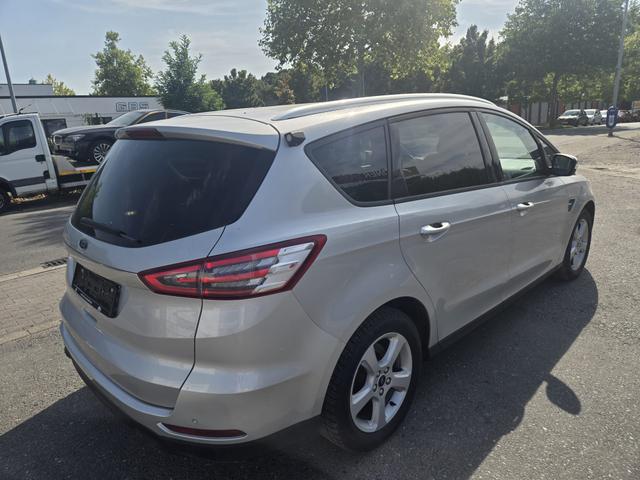 Ford S-MAX Kamera/NAVI/SHZ 