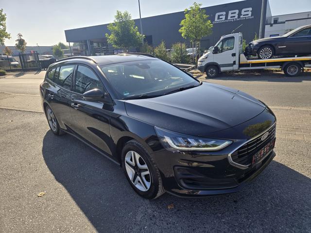 Ford Focus - Cool /1 Jahr Garantie/TÜV Neu /1.Hand/NAVI