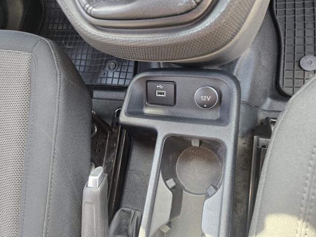Ford Transit Connect Kasten lang/1. Hand 