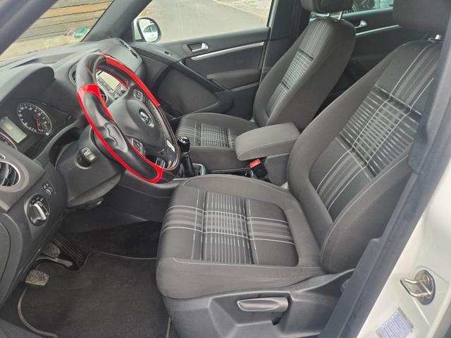 Volkswagen Tiguan Lounge Sport /TÜV NEU 