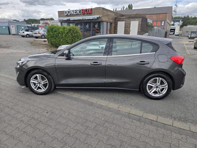 Ford Focus Cool /1 Jahr Garantie/TÜV Neu /1.Hand/Kamera 