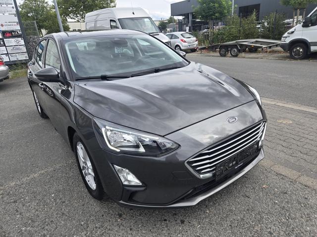 Ford Focus - Cool /1 Jahr Garantie/TÜV Neu /1.Hand/Kamera