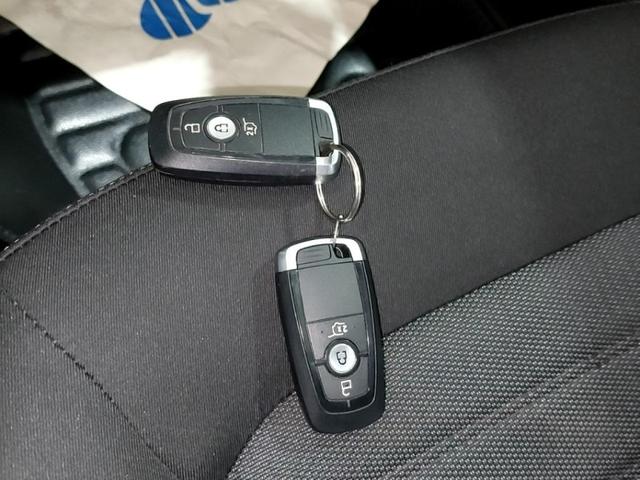 Ford S-MAX TÜV NEU /Kamera/NAVI/SHZ 