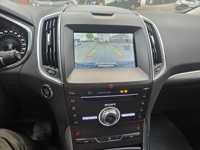 Ford S-MAX TÜV NEU /Kamera/NAVI/SHZ 