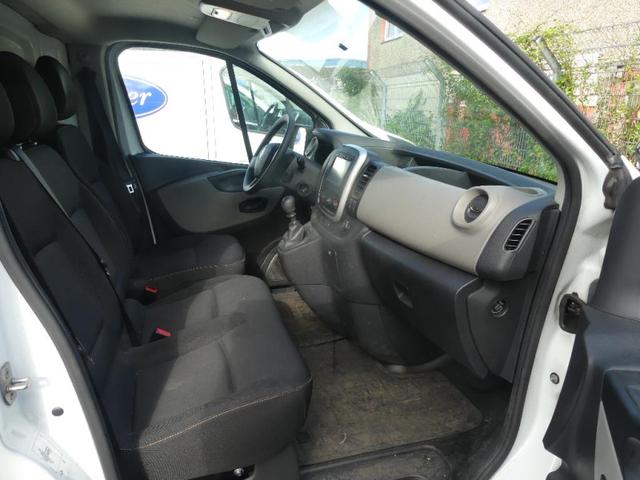 Renault Trafic 1.Hand/ TÜV NEU/ NAVI/PDC 