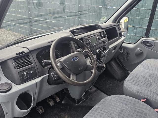 Ford Transit 1. Hand 