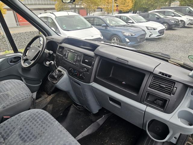Ford Transit 1. Hand 