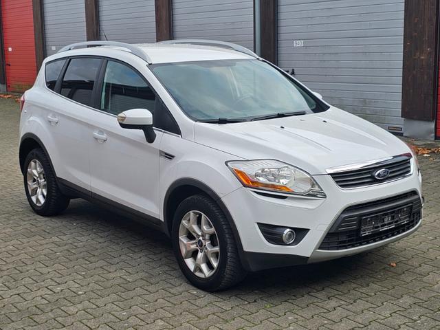 Ford Kuga Champions Edition 