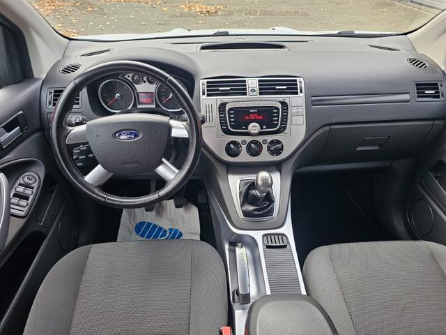 Ford Kuga Champions Edition 