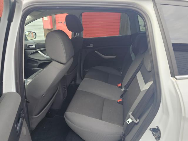 Ford Kuga Champions Edition 