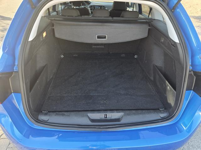 Peugeot 308 SW Allure Business/1 Jahr Garantie/ 1.Hand/Automatik 
