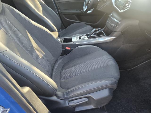 Peugeot 308 SW Allure Business/1 Jahr Garantie/ 1.Hand/Automatik 