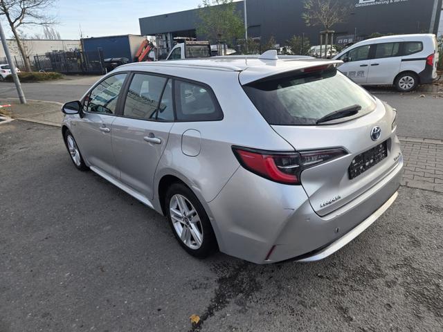 Toyota Corolla Touring Sports 1.8 Hydrid 1.Hand/Kamera/SHZ/NAVI/PDC 