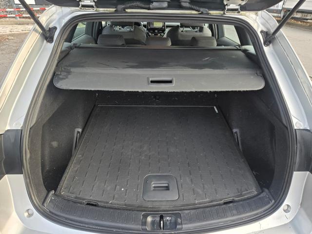 Toyota Corolla Touring Sports 1.8 Hydrid 1.Hand/Kamera/SHZ/NAVI/PDC 