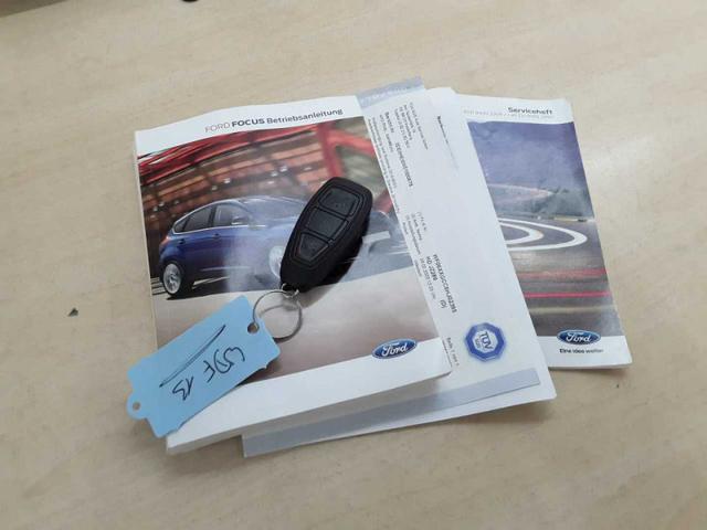 Ford Focus ST-Line /1. Hand/1 Jahr Garantie/T&Uuml;V NEU 