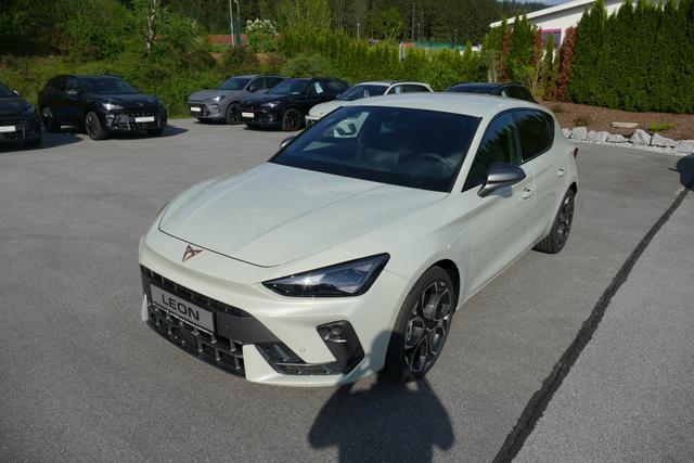 Cupra Leon - 1.5 e-TSI DSG 150 PS Facelift Matrix 18" Windstorm Kamera Edge Paket SHZ LHZ Navi via Full Link PDC vo+hi 5JG