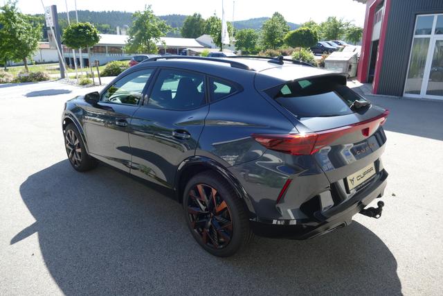 Cupra Formentor 2.0 TSI 4x4 DSG 204 PS Facelift AHK Navi 19" Sandstorm Kupfer Dynamic Design Top View Parklenk Edge Paket Intelligent Drive SHZ LHZ 5JG 