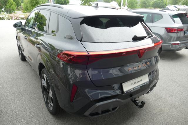 Cupra Terramar 1.5 e-TSI 150 PS DSG AHK Matrix 20" Gravity Dinamica Edge + Digital Drive Paket Navi Head Up 5JG el. Sitze 