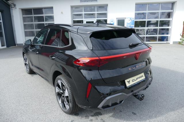 Cupra Terramar 1.5 e-TSI 150 PS DSG AHK Matrix 20" Gravity Dinamica Edge + Digital Drive Paket Navi Head Up 5JG el. Sitze 