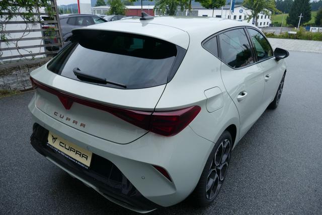 Cupra Leon 1.5 e-TSI DSG 150 PS Facelift 18" Windstorm Kamera Edge Paket SHZ LHZ Navi via Full Link PDC vo+hi 5JG 