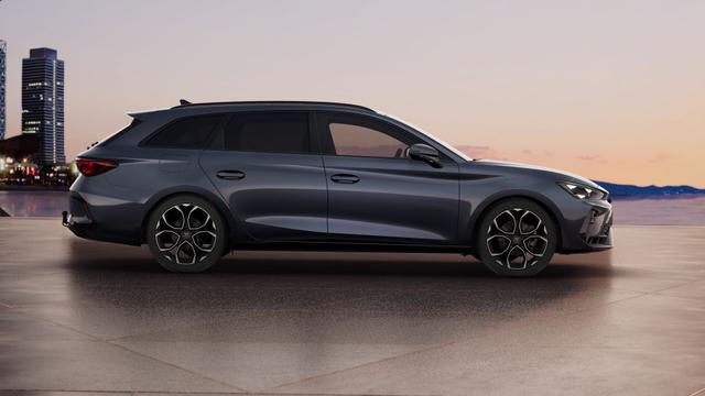 Cupra Leon 1.5 e-TSI DSG 150 PS Facelift AHK Navi 18" Windstorm Kamera Virtual Pedal Edge Paket SHZ LHZ 5JG 