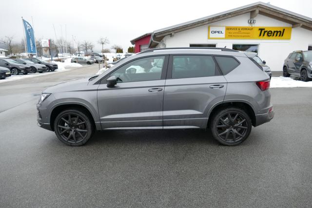 Cupra Ateca 1.5 TSI DSG 150 PS AHK el.Heckklappe 19" Black Matt SHZ LHZ 5JG Assistenz L Dachhimmel schwarz Induktionsladeschale Navi Kamera Parkassist doppelter Ladeboden Reserverad 230 V Steckdose 