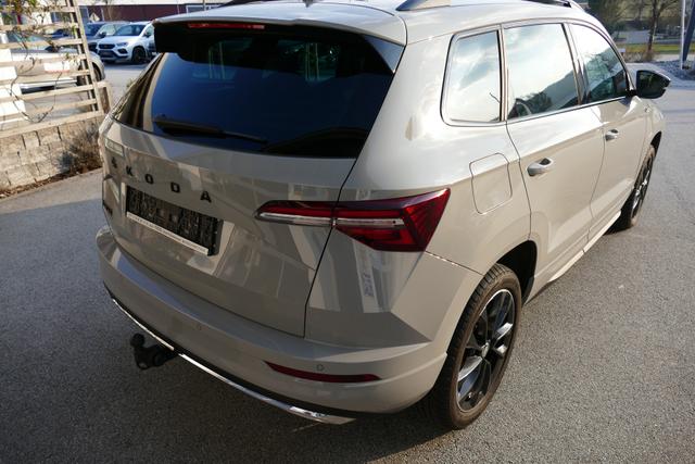 Skoda Karoq Sportline 1.5 TSI DSG 150 PS AHK Virtualles Pedal el.H. Matrix-LED Navi Virtual Cockpit SHZ beh.Lenkrad ACC 4JG Facelift 